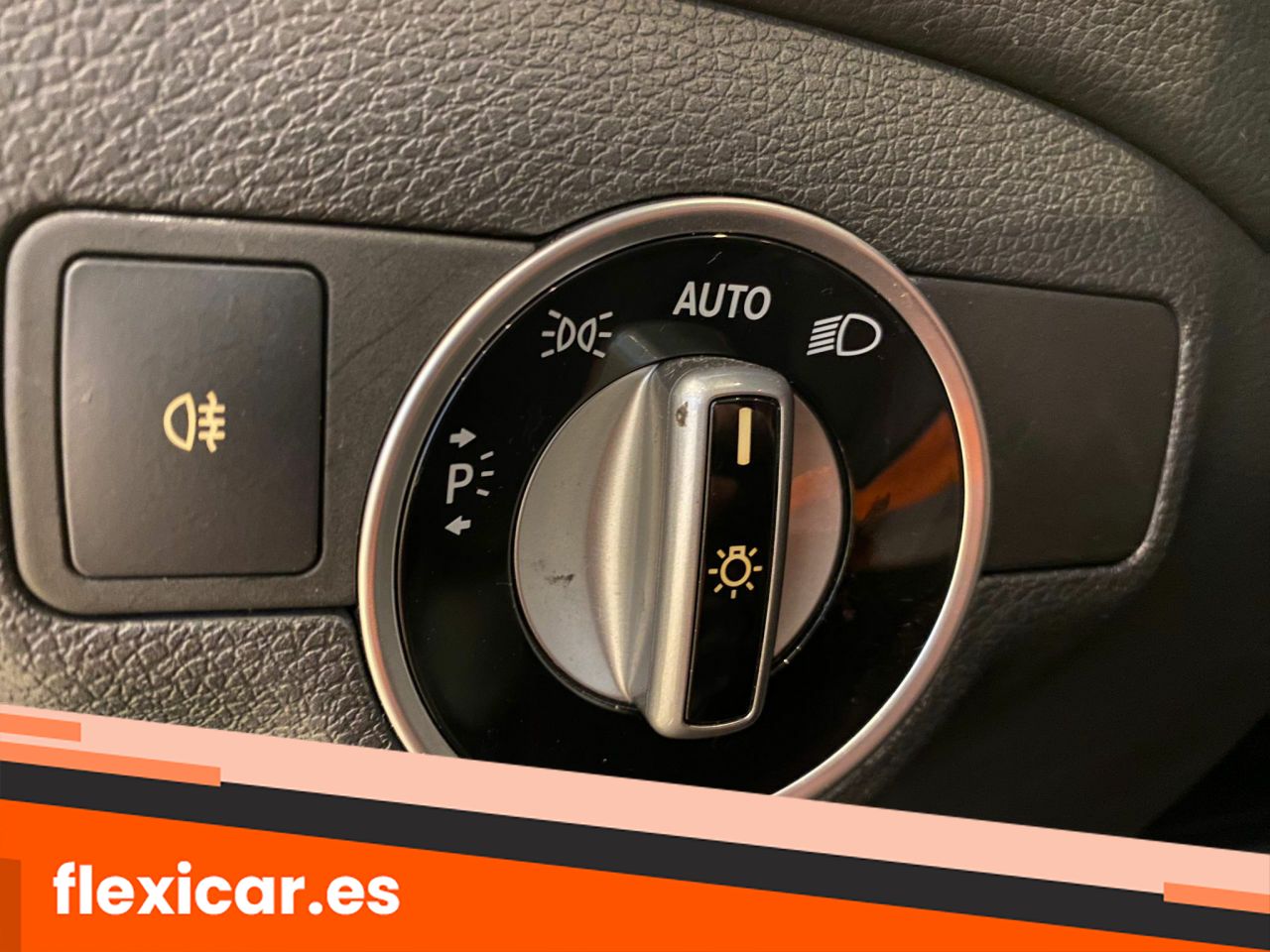 Foto Mercedes-Benz Clase GLA 27