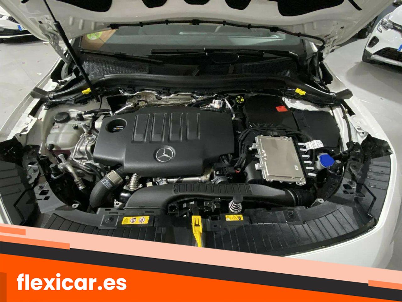 Foto Mercedes-Benz Clase GLA 24