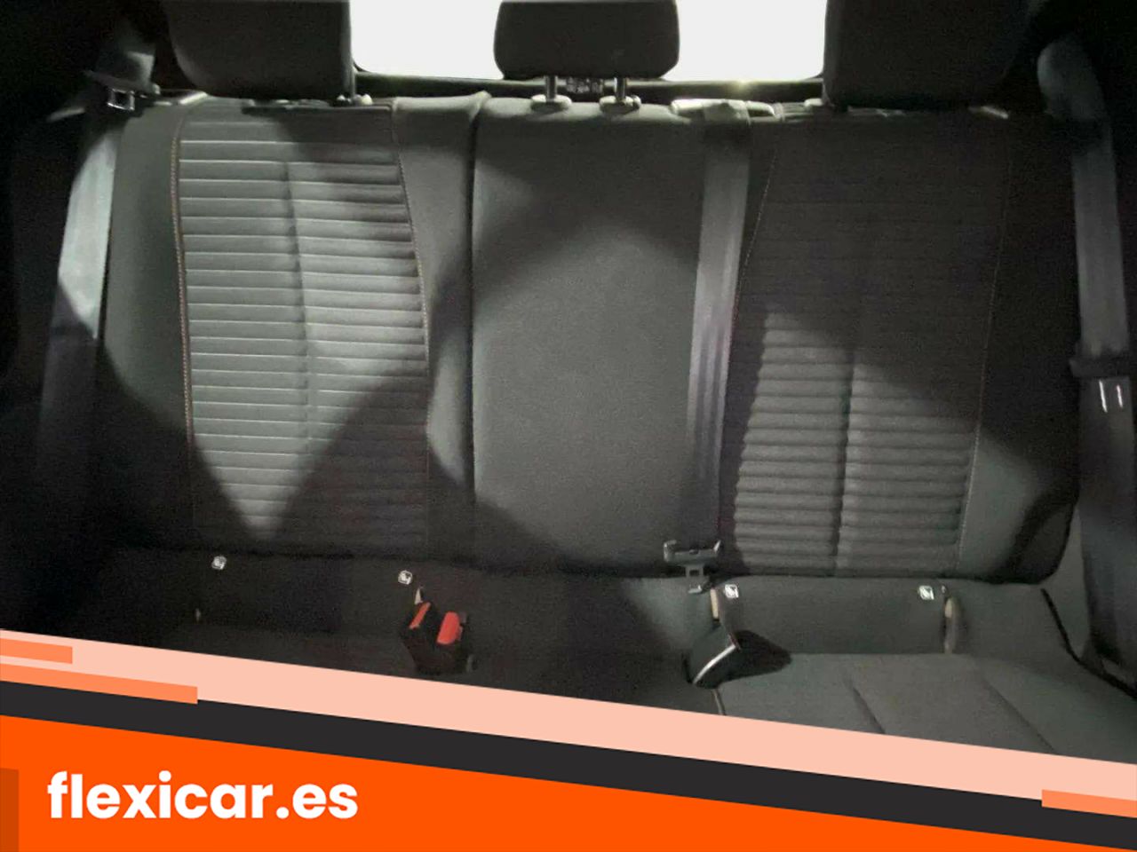 Foto Peugeot 208 16