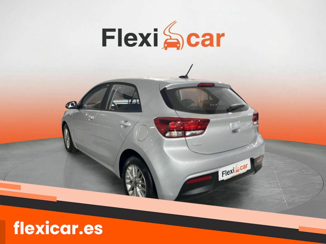 Foto Kia Rio 8