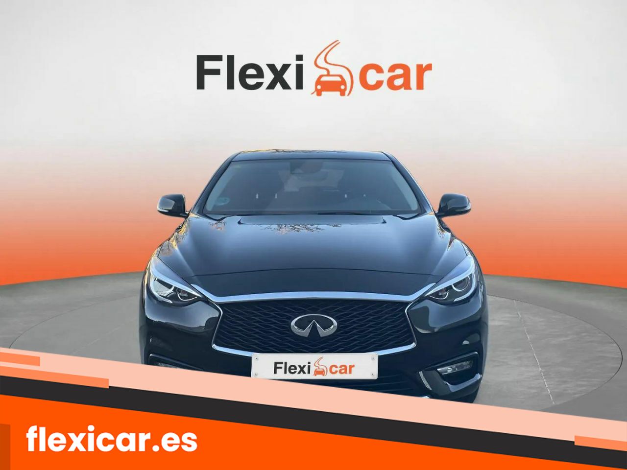 Foto Infiniti Q30 2
