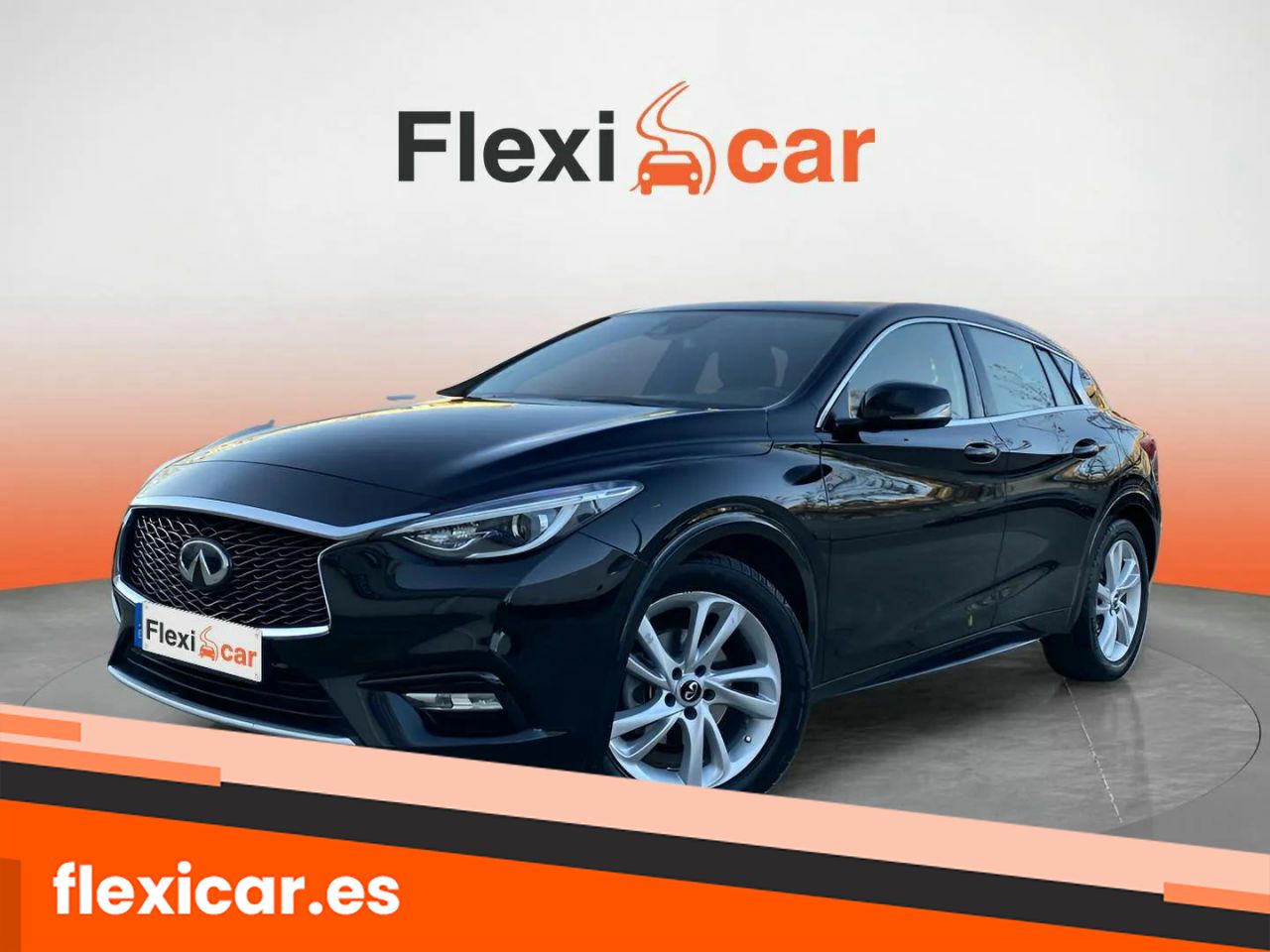 Foto Infiniti Q30 3