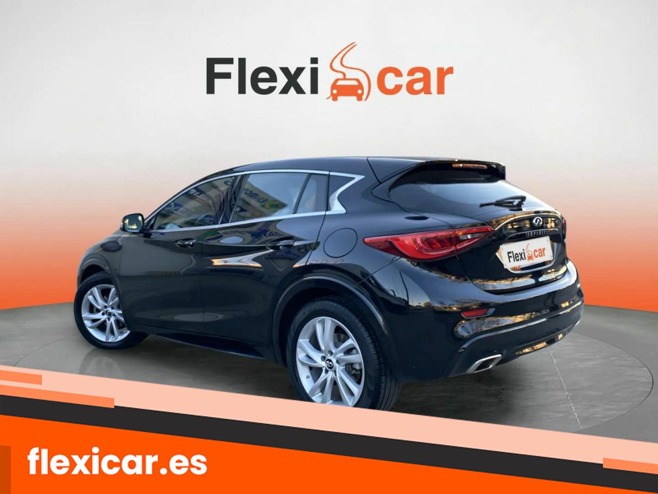 Foto Infiniti Q30 5
