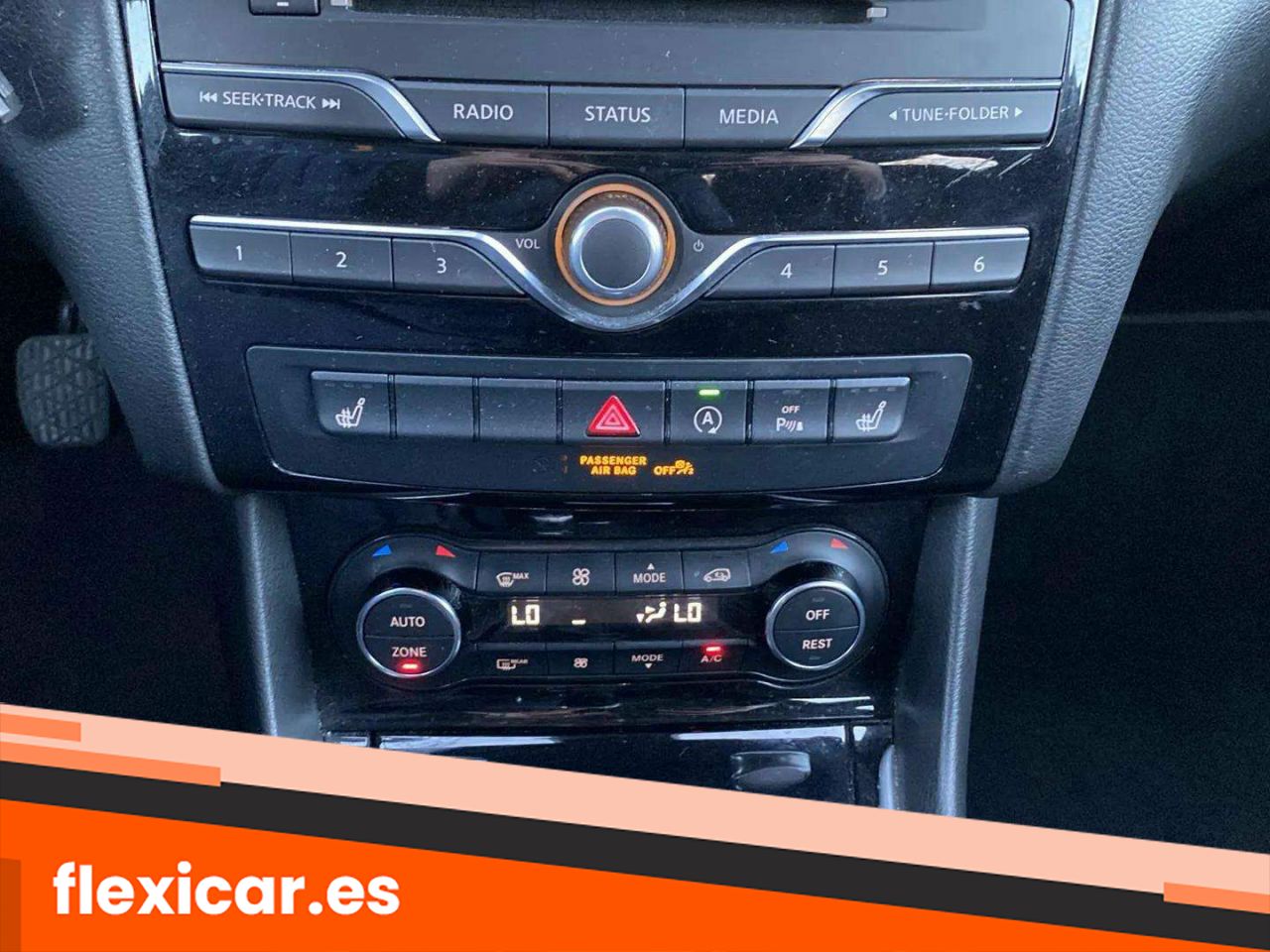 Foto Infiniti Q30 17
