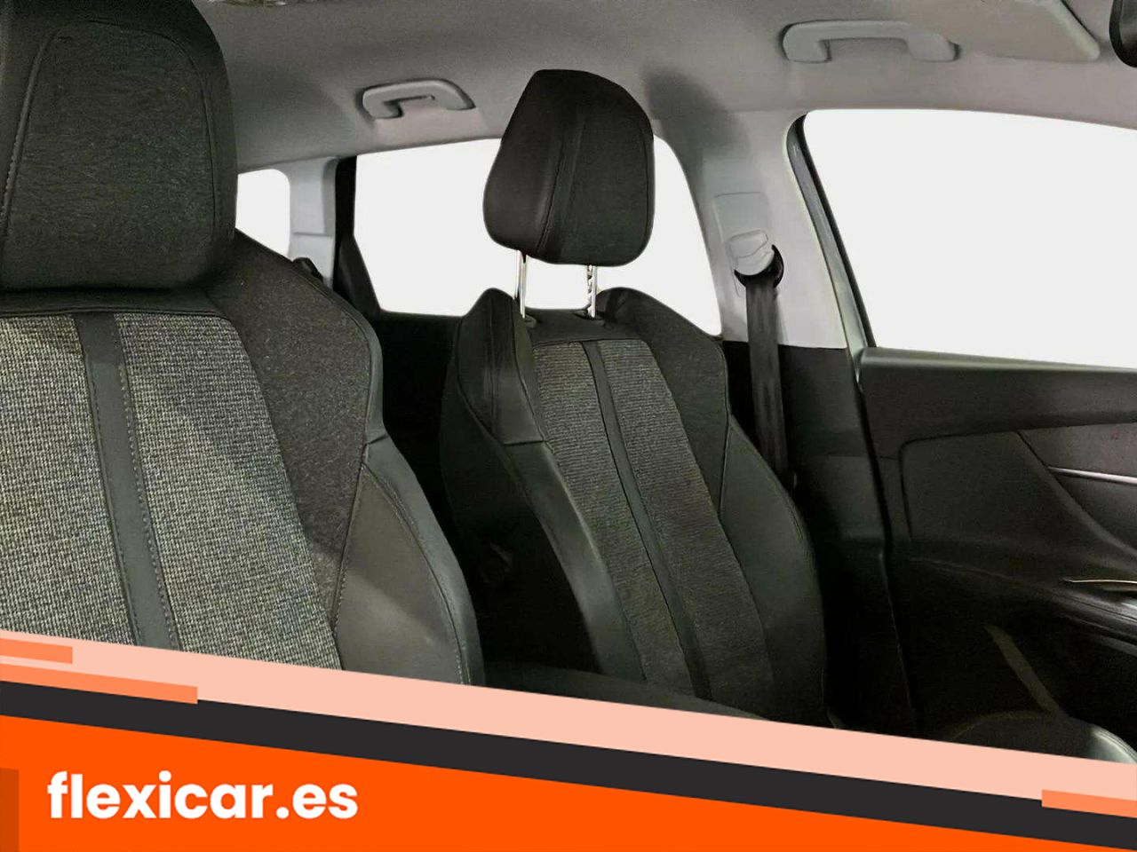 Foto Peugeot 5008 24