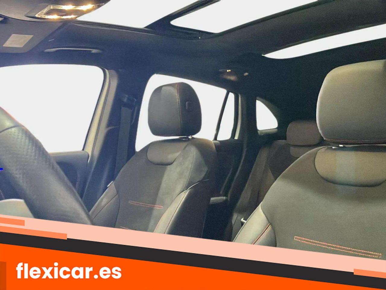 Foto Mercedes-Benz Clase GLA 11