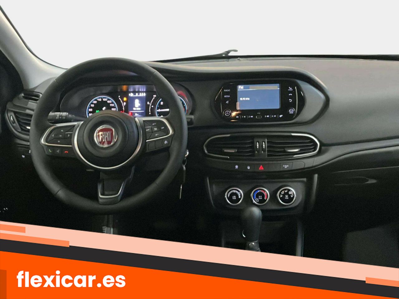 Foto Fiat Tipo 12