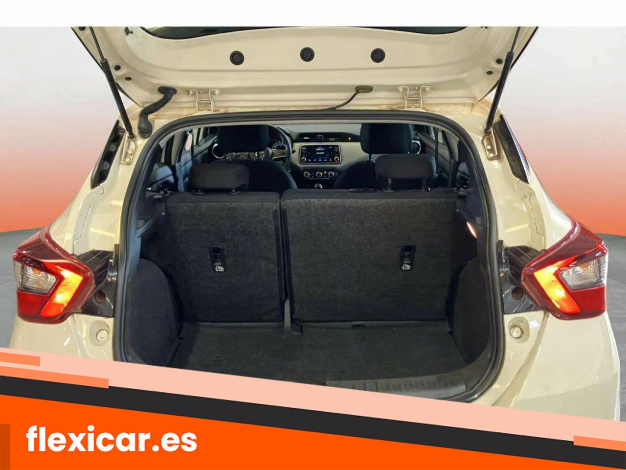 Foto Nissan Micra 10