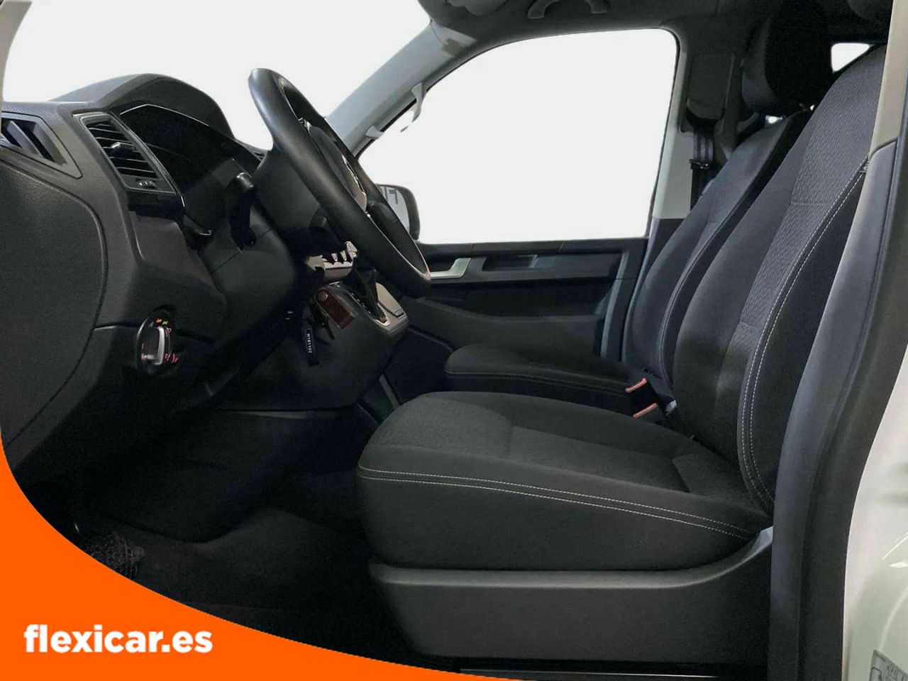 Foto Volkswagen Multivan 11