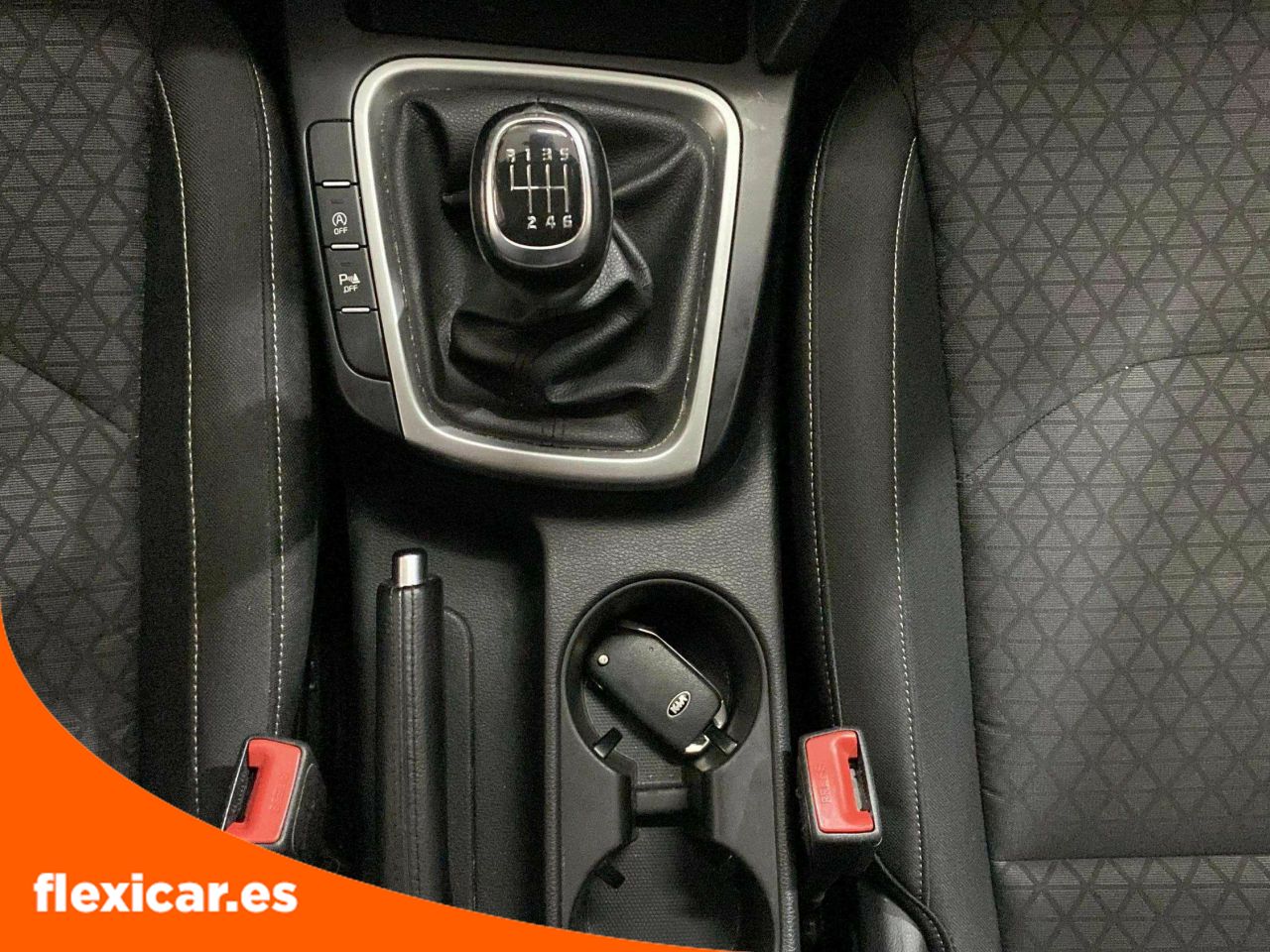 Foto Kia XCeed 17