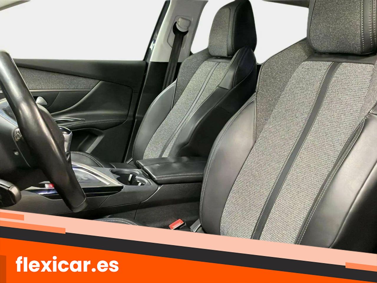 Foto Peugeot 5008 17