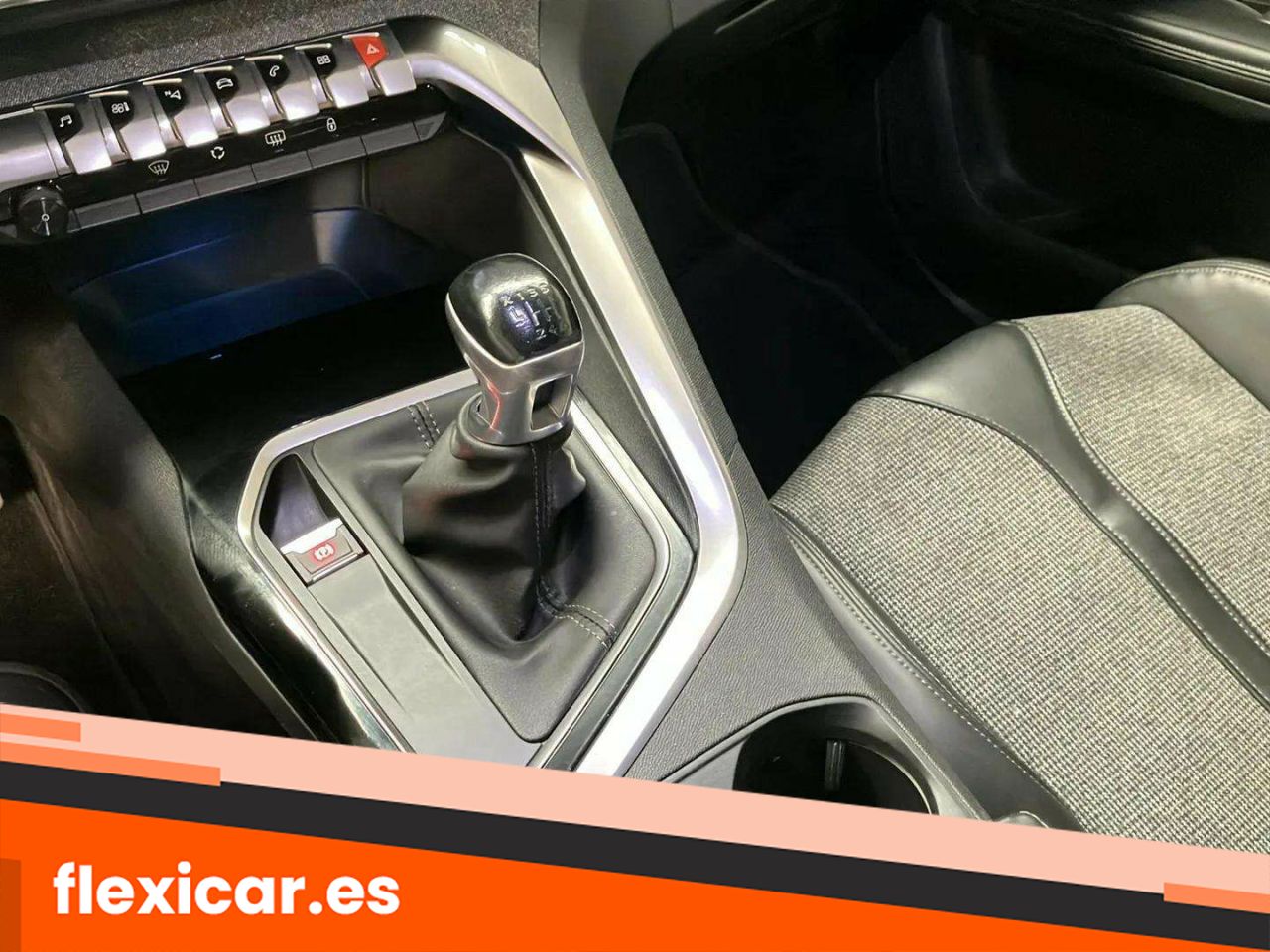 Foto Peugeot 5008 25