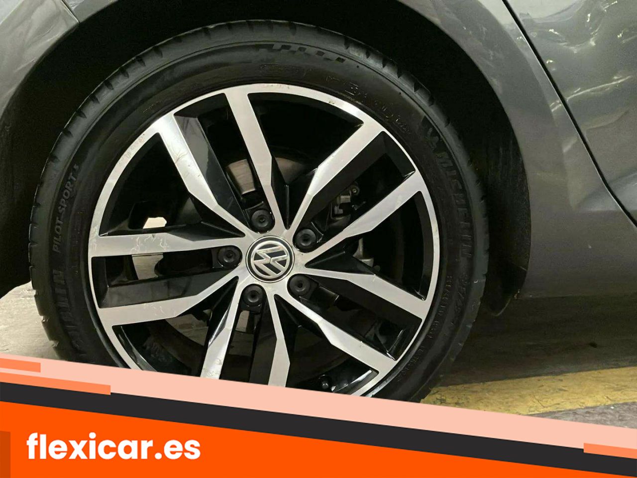 Foto Volkswagen Golf 21