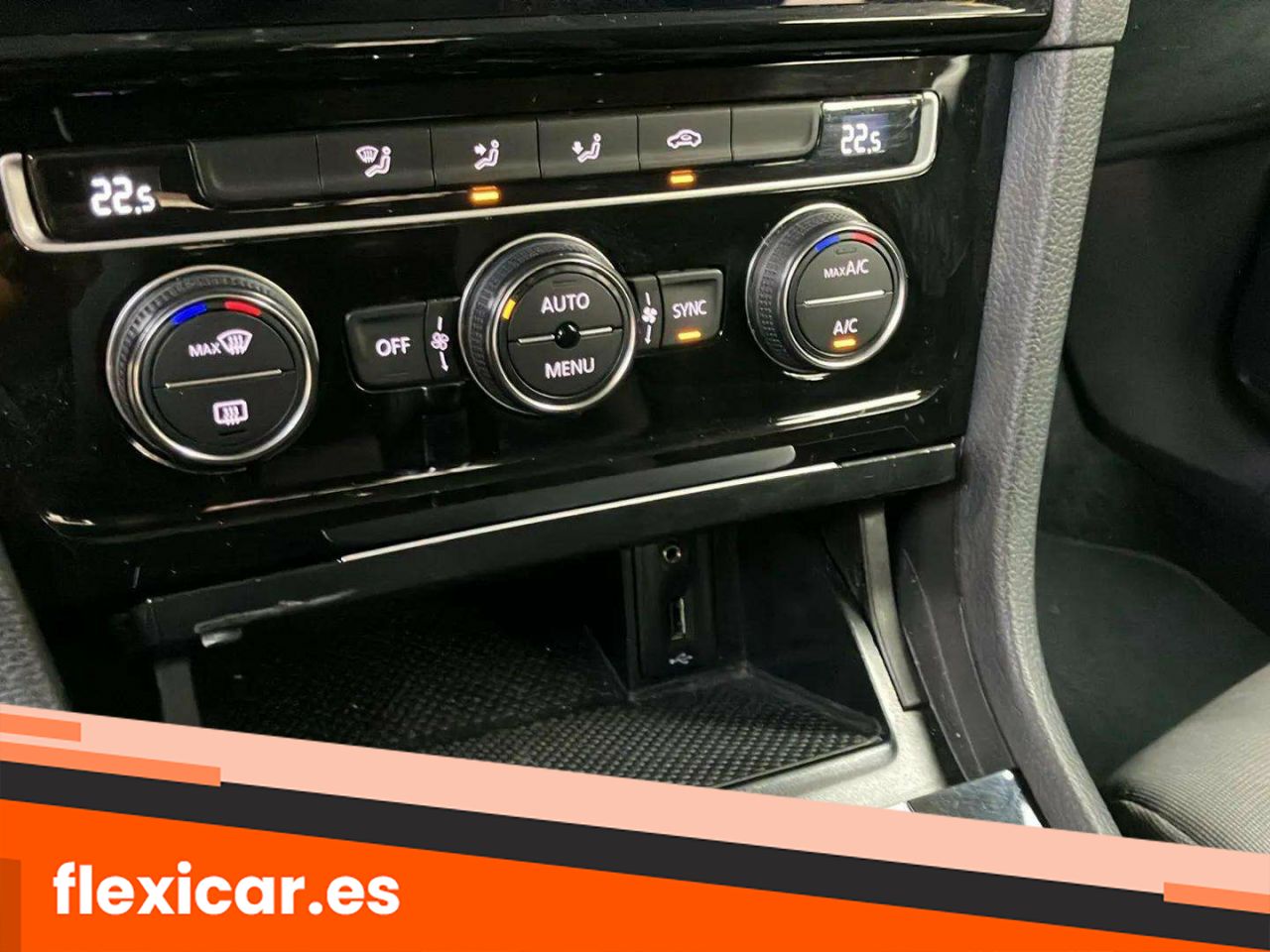 Foto Volkswagen Golf 24