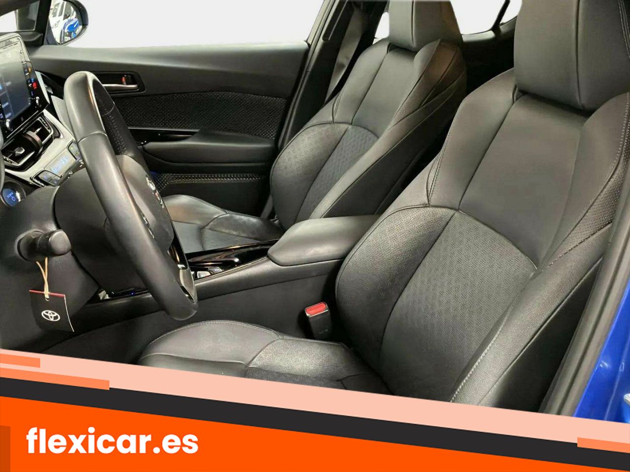 Foto Toyota C-HR 14