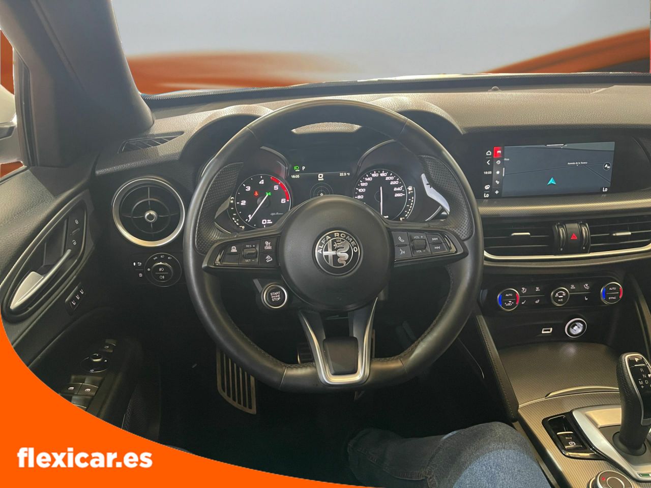 Foto Alfa Romeo Stelvio 24