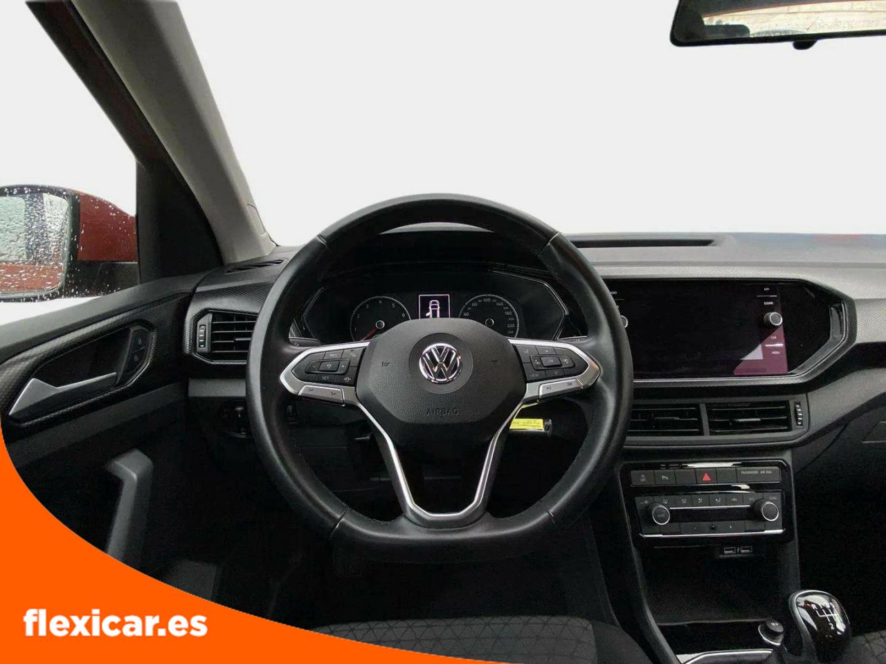 Foto Volkswagen T-Cross 13