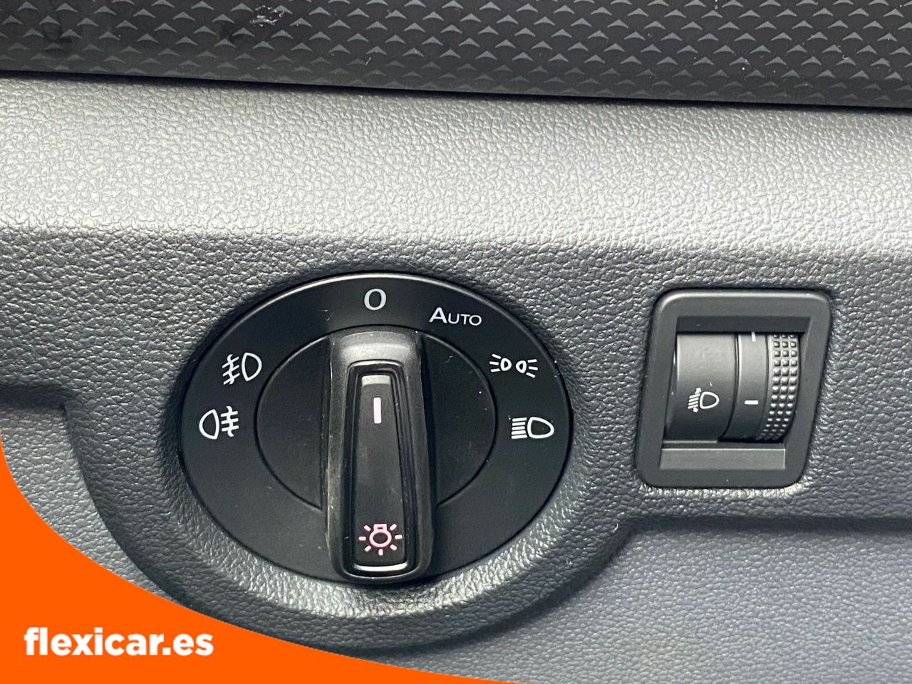 Foto Volkswagen T-Cross 33