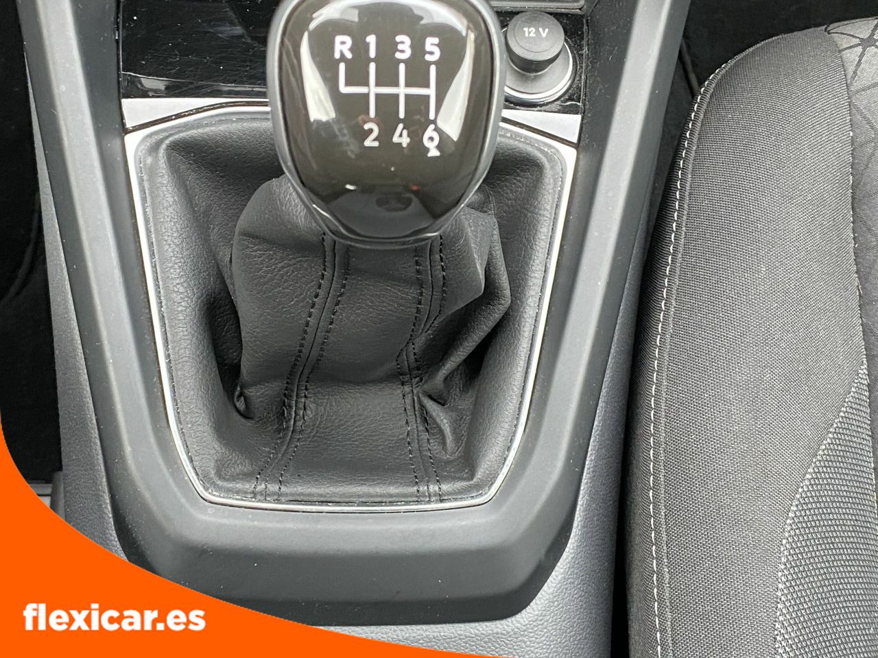 Foto Volkswagen T-Cross 35