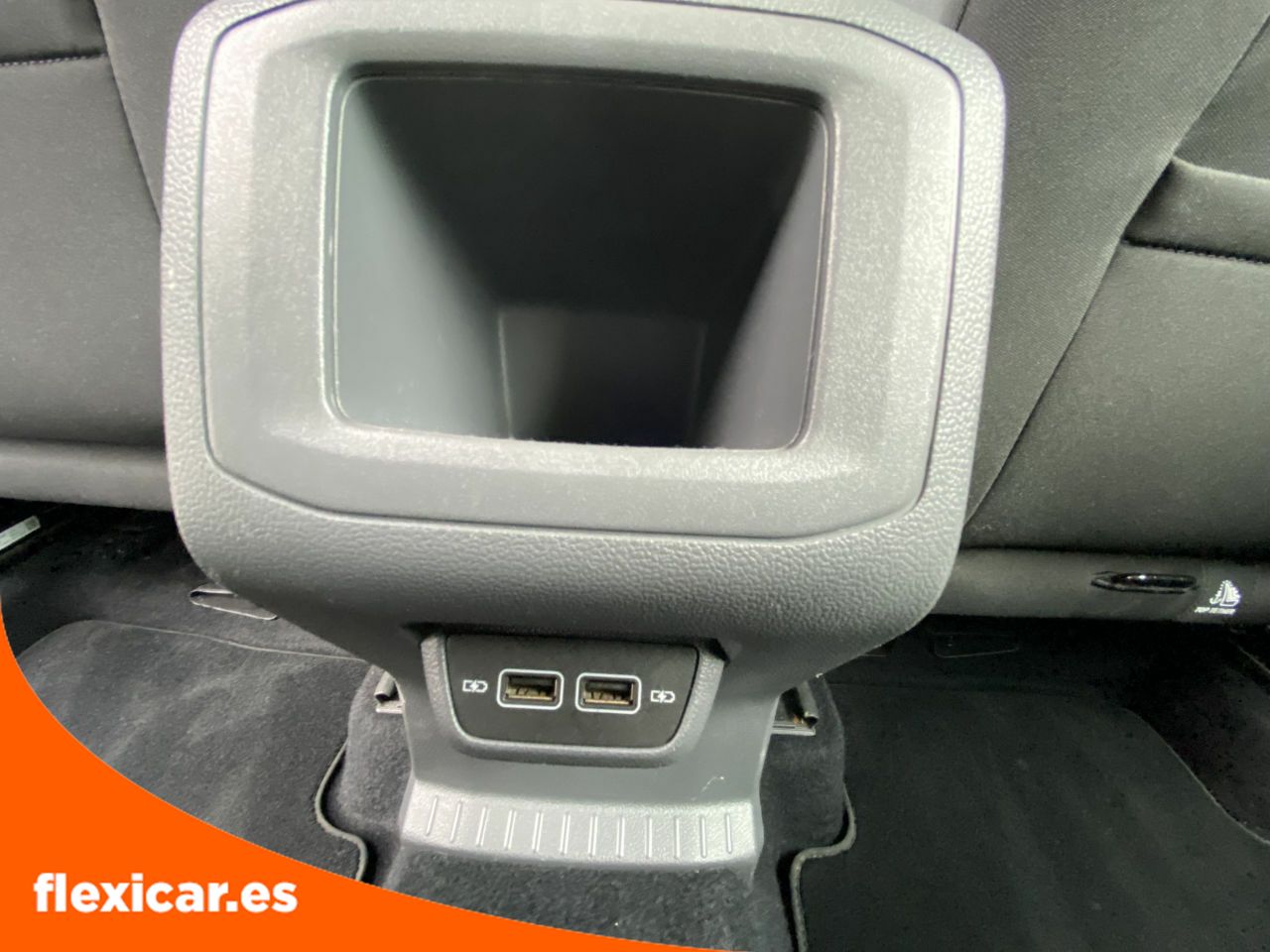 Foto Volkswagen T-Cross 36