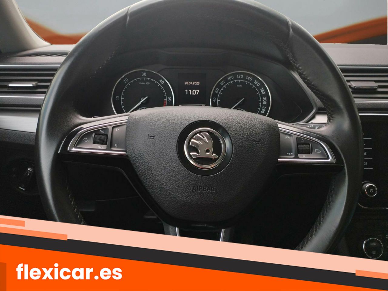 Foto Skoda Superb 17