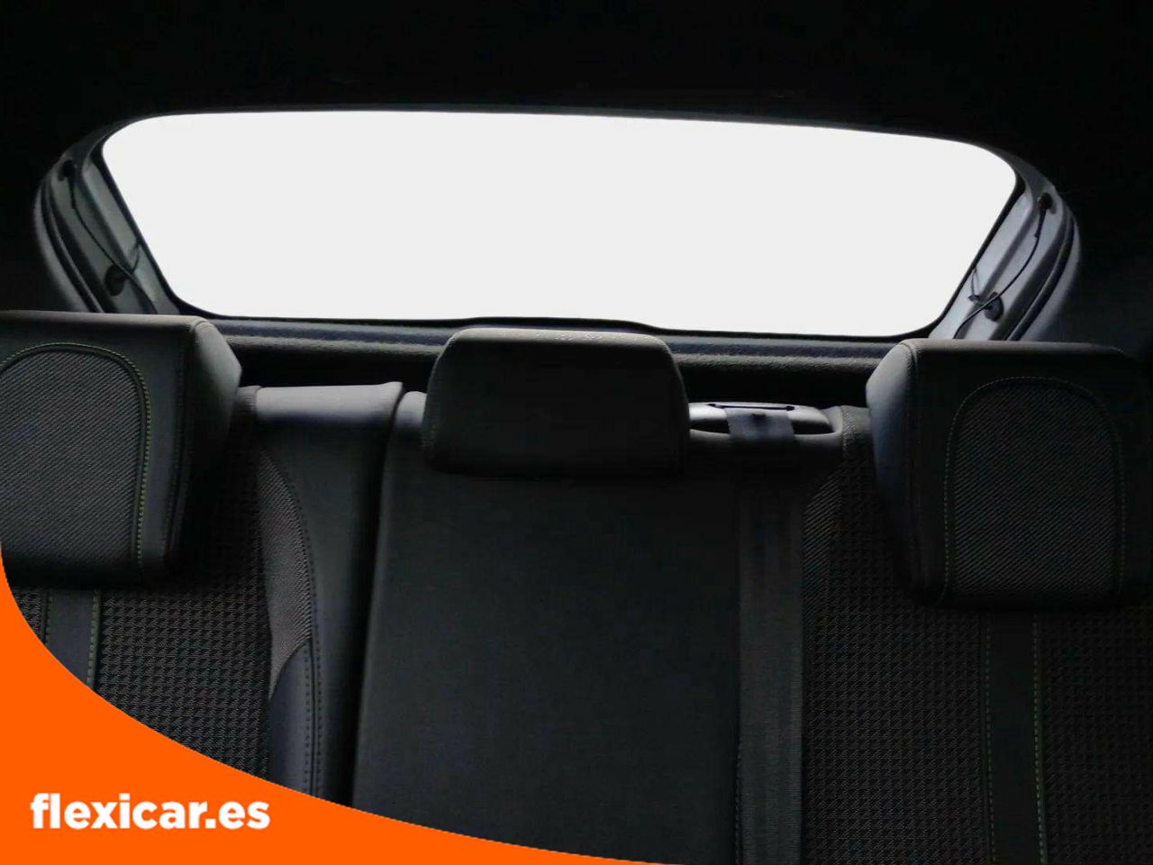 Foto Peugeot 208 14