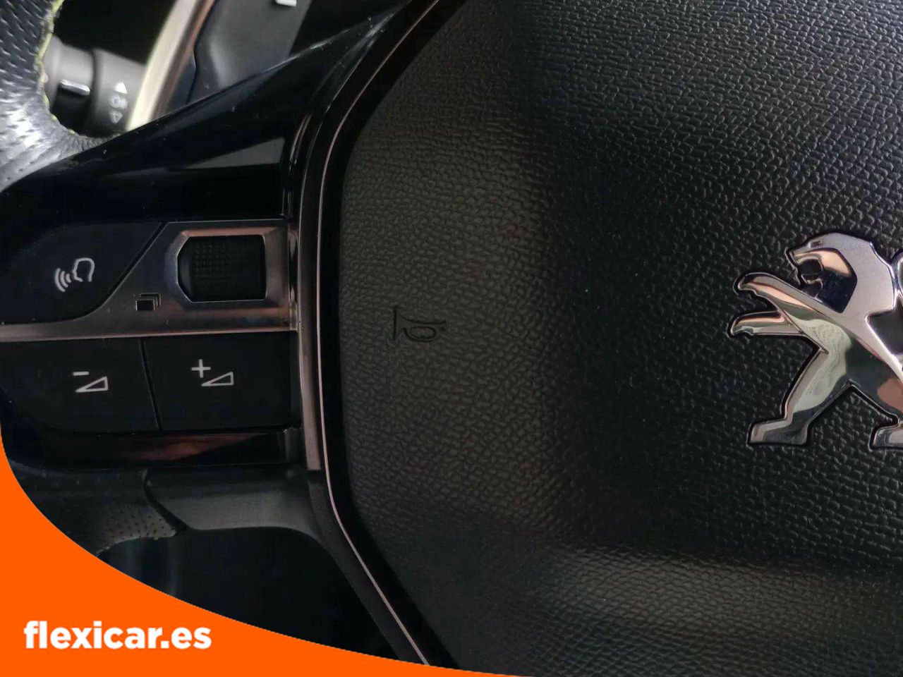 Foto Peugeot 208 16