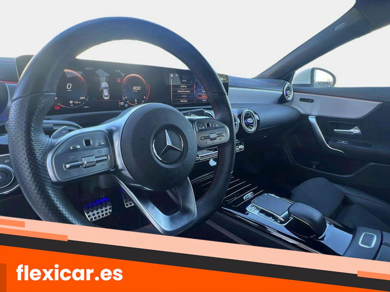Foto Mercedes-Benz Clase CLA 24