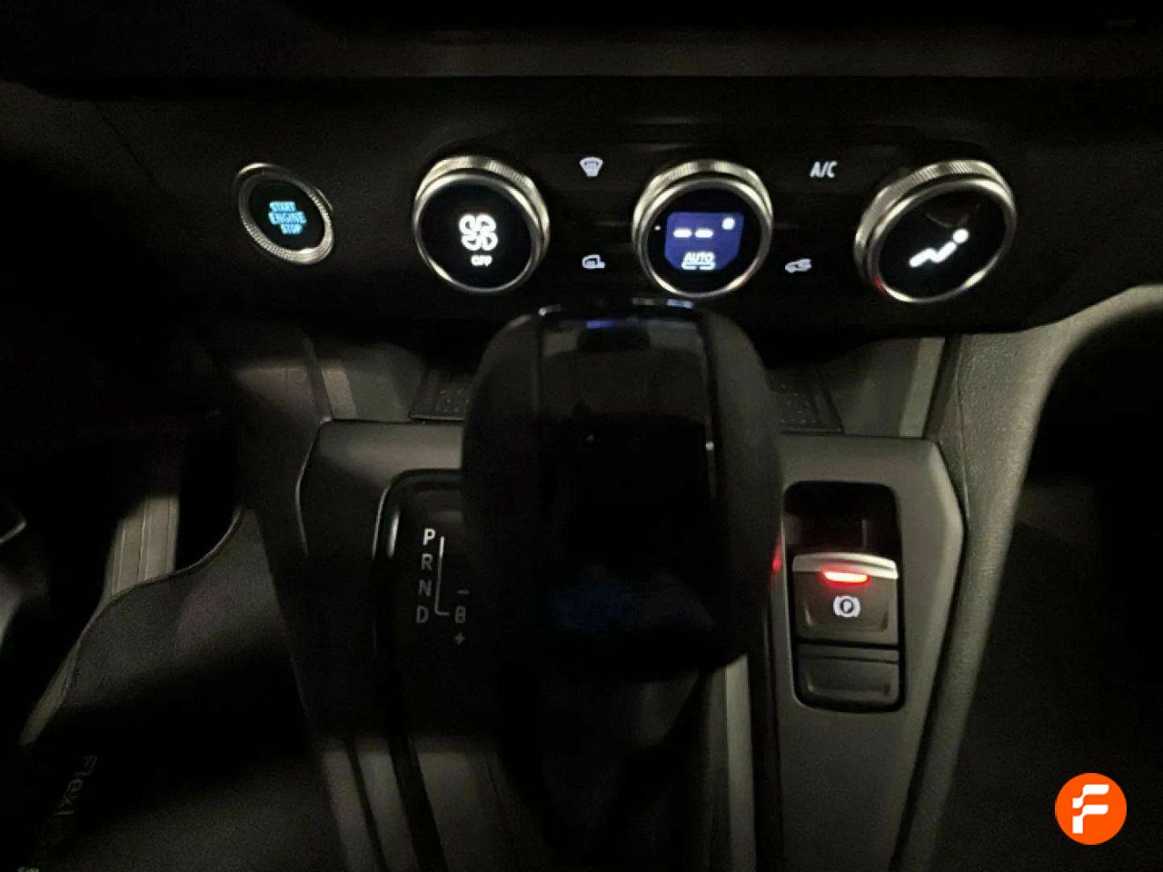 Foto Nissan Townstar 16