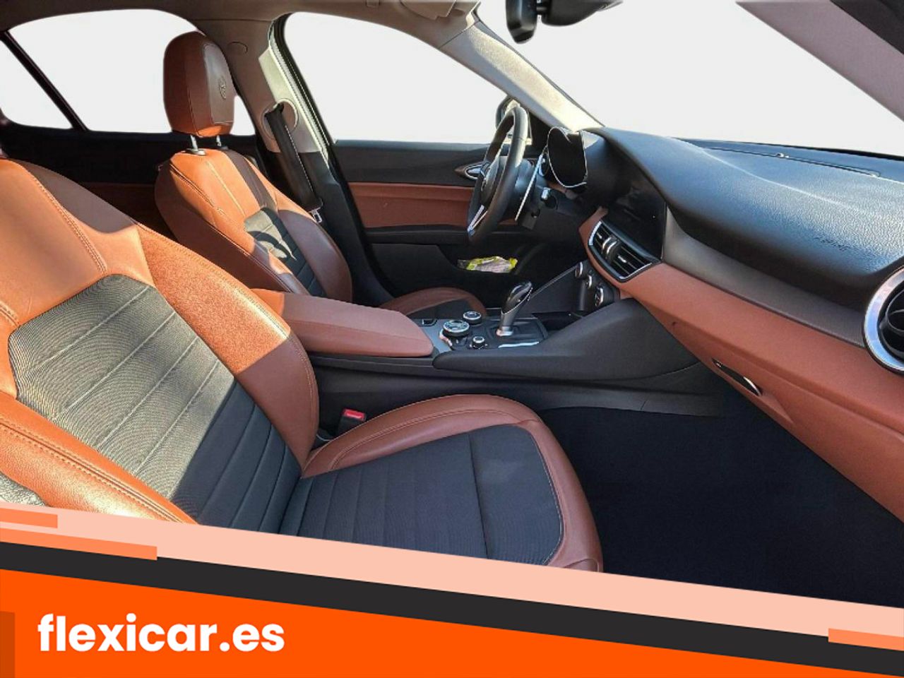 Foto Alfa Romeo Giulia 16