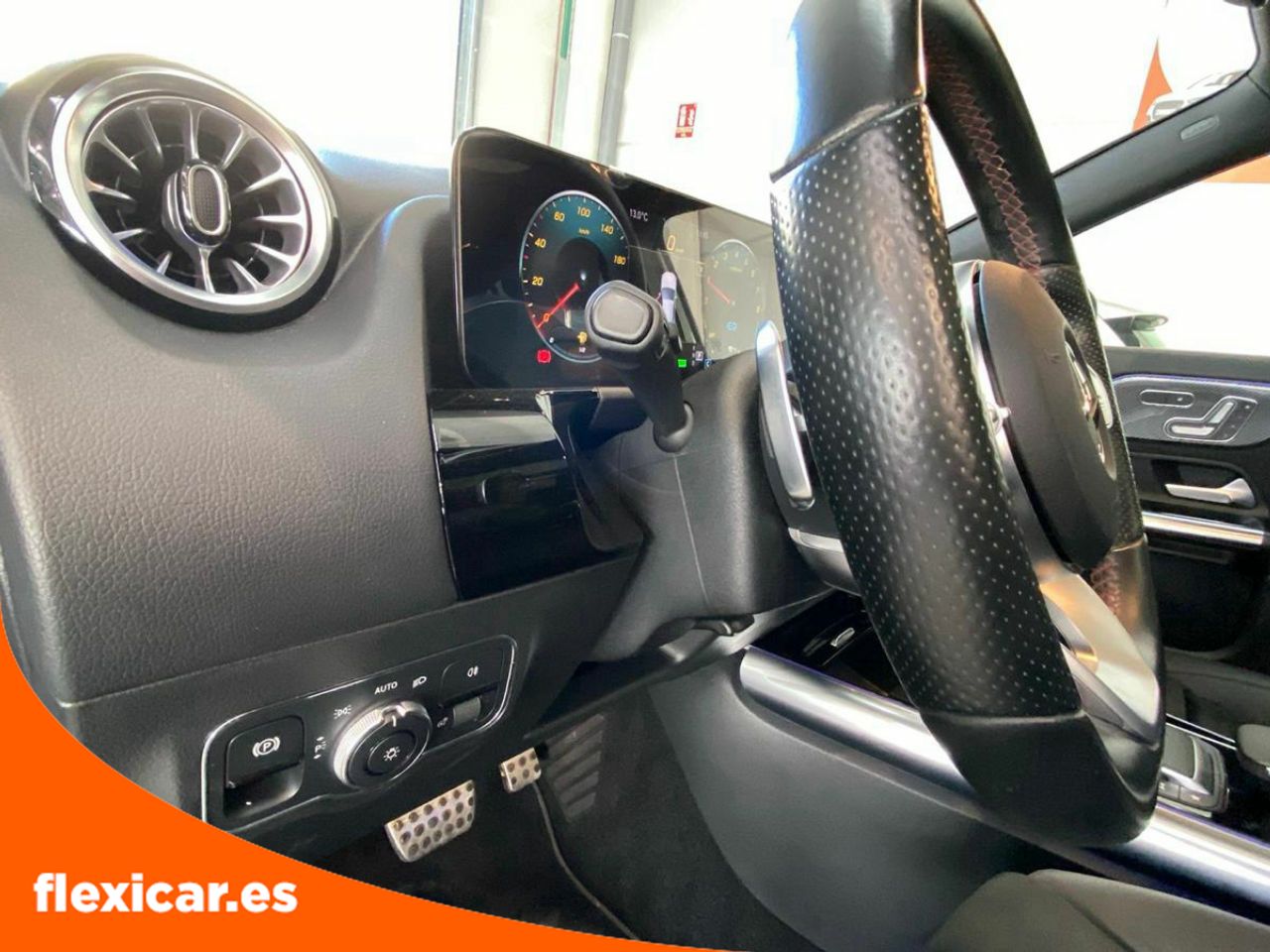 Foto Mercedes-Benz Clase GLA 25