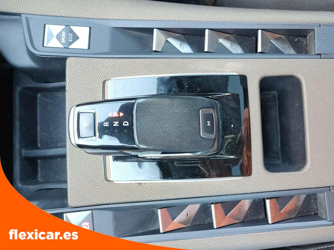 Foto DS Automobiles DS 7 Crossback 16