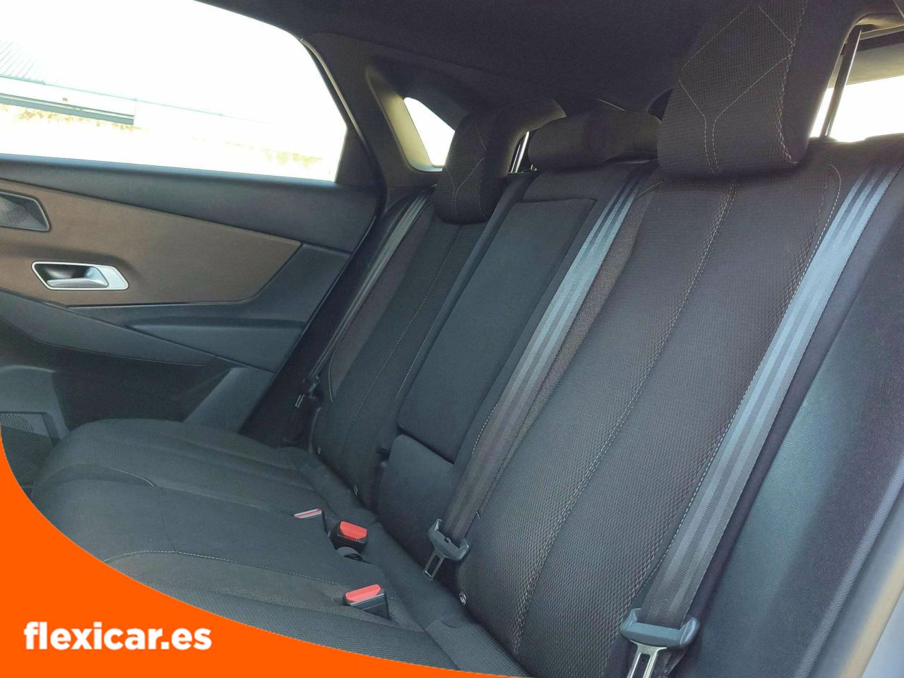 Foto DS Automobiles DS 7 Crossback 20