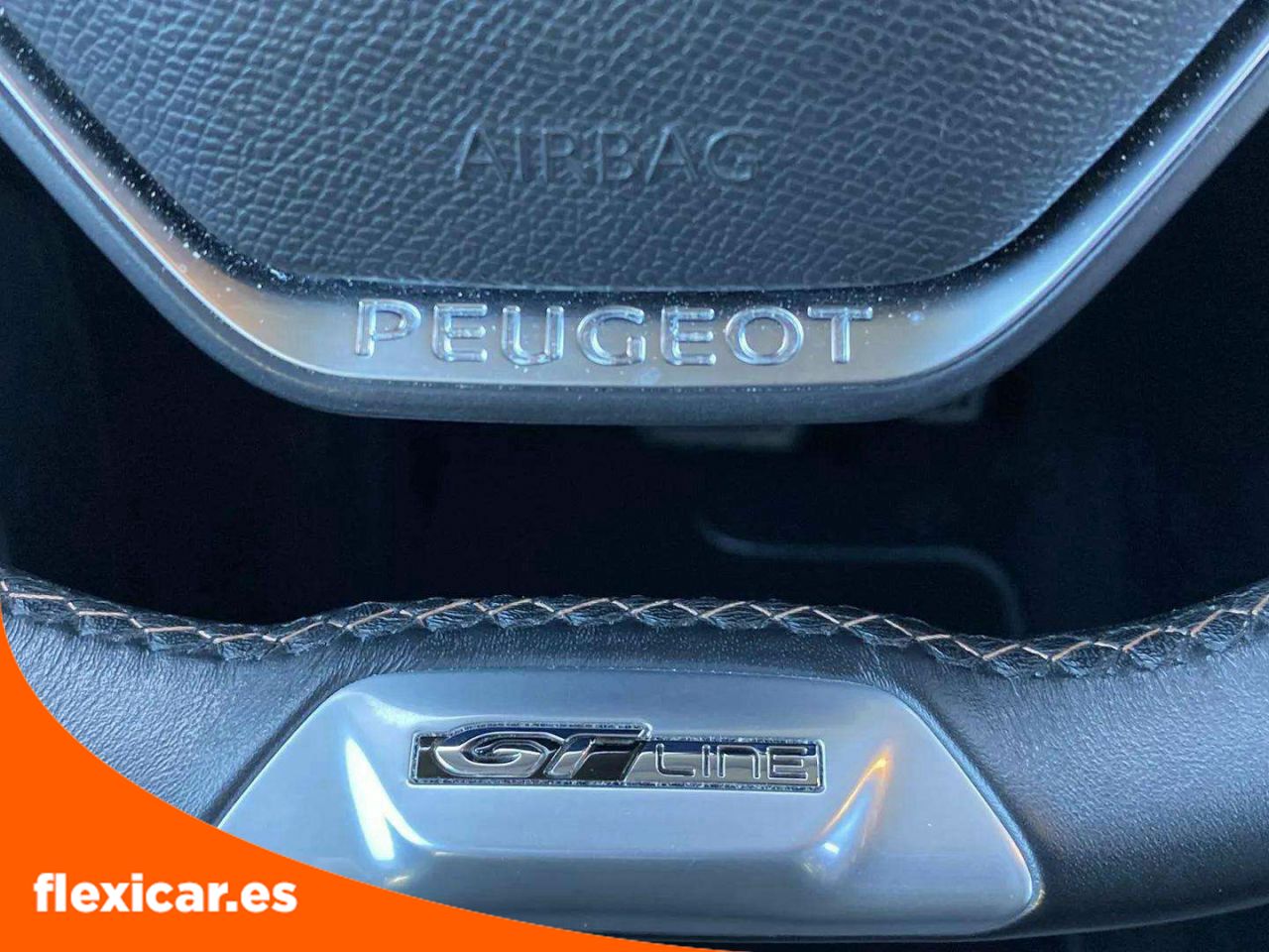 Foto Peugeot Rifter 23