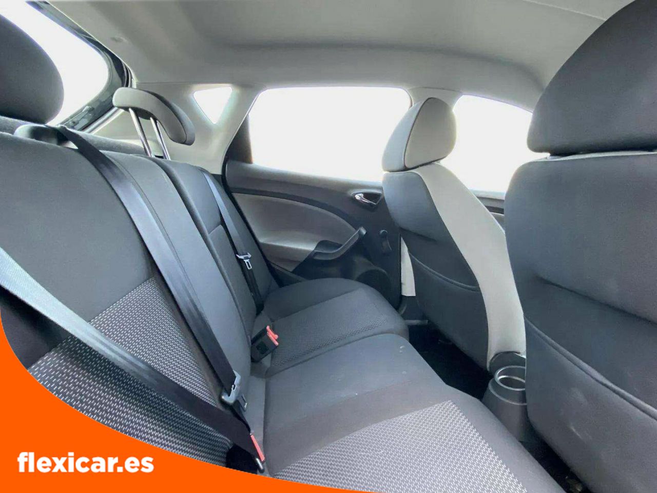 Foto Seat Ibiza 15