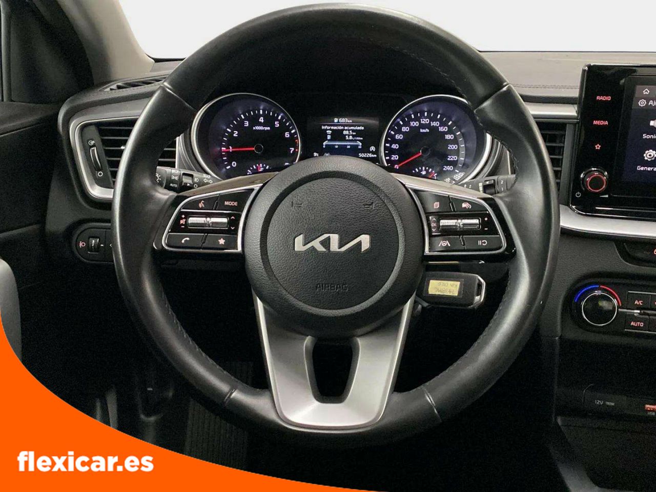 Foto Kia XCeed 12