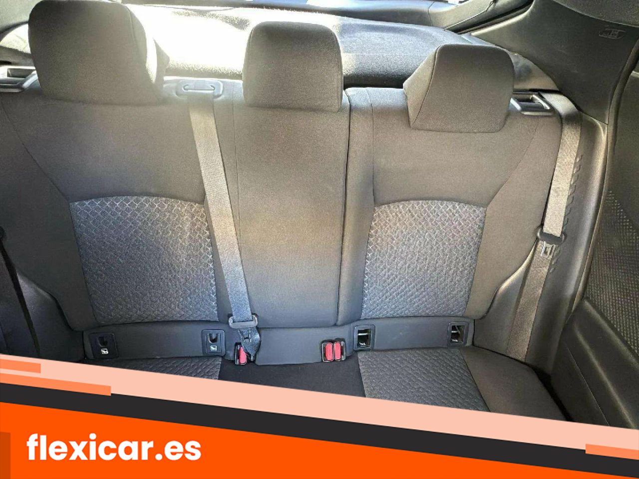 Foto Toyota C-HR 19