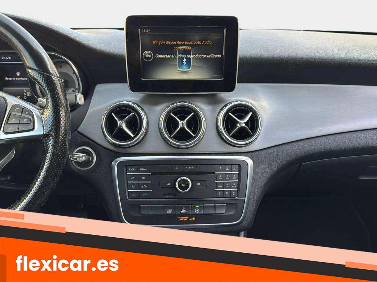 Foto Mercedes-Benz Clase GLA 14