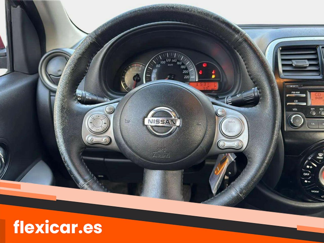 Foto Nissan Micra 12