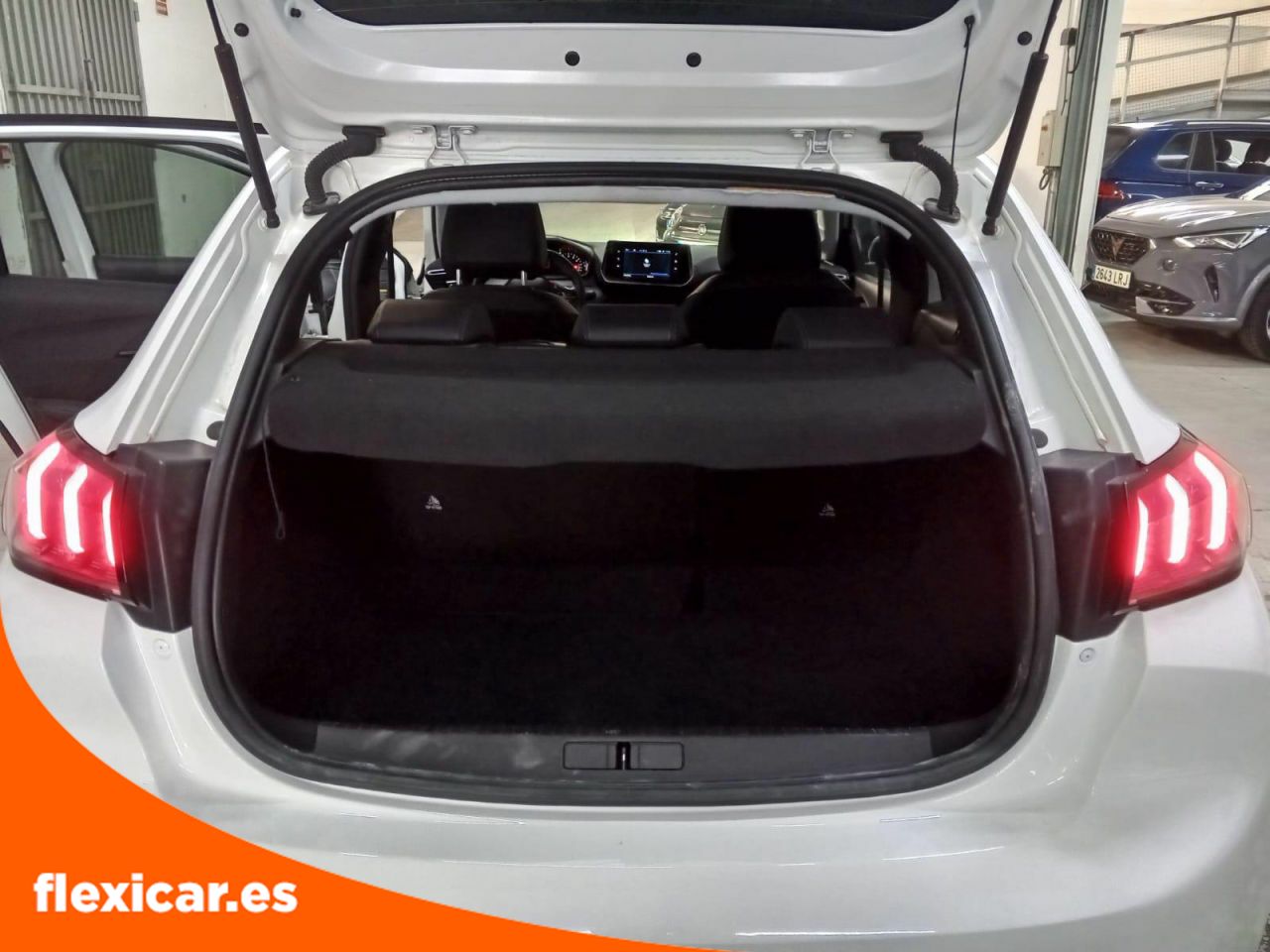 Foto Peugeot 208 22