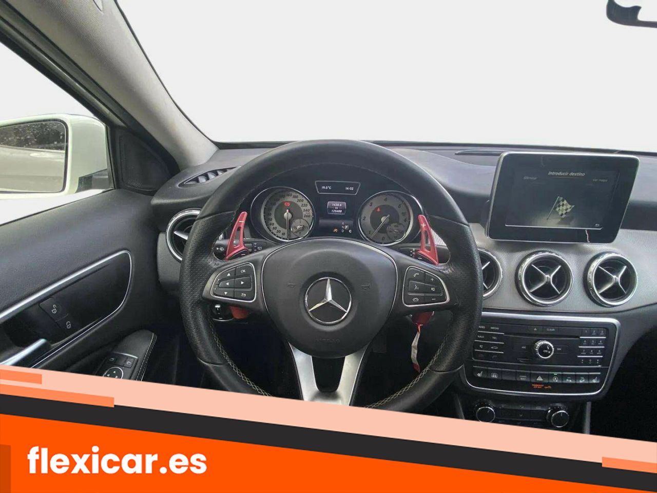 Foto Mercedes-Benz Clase GLA 13