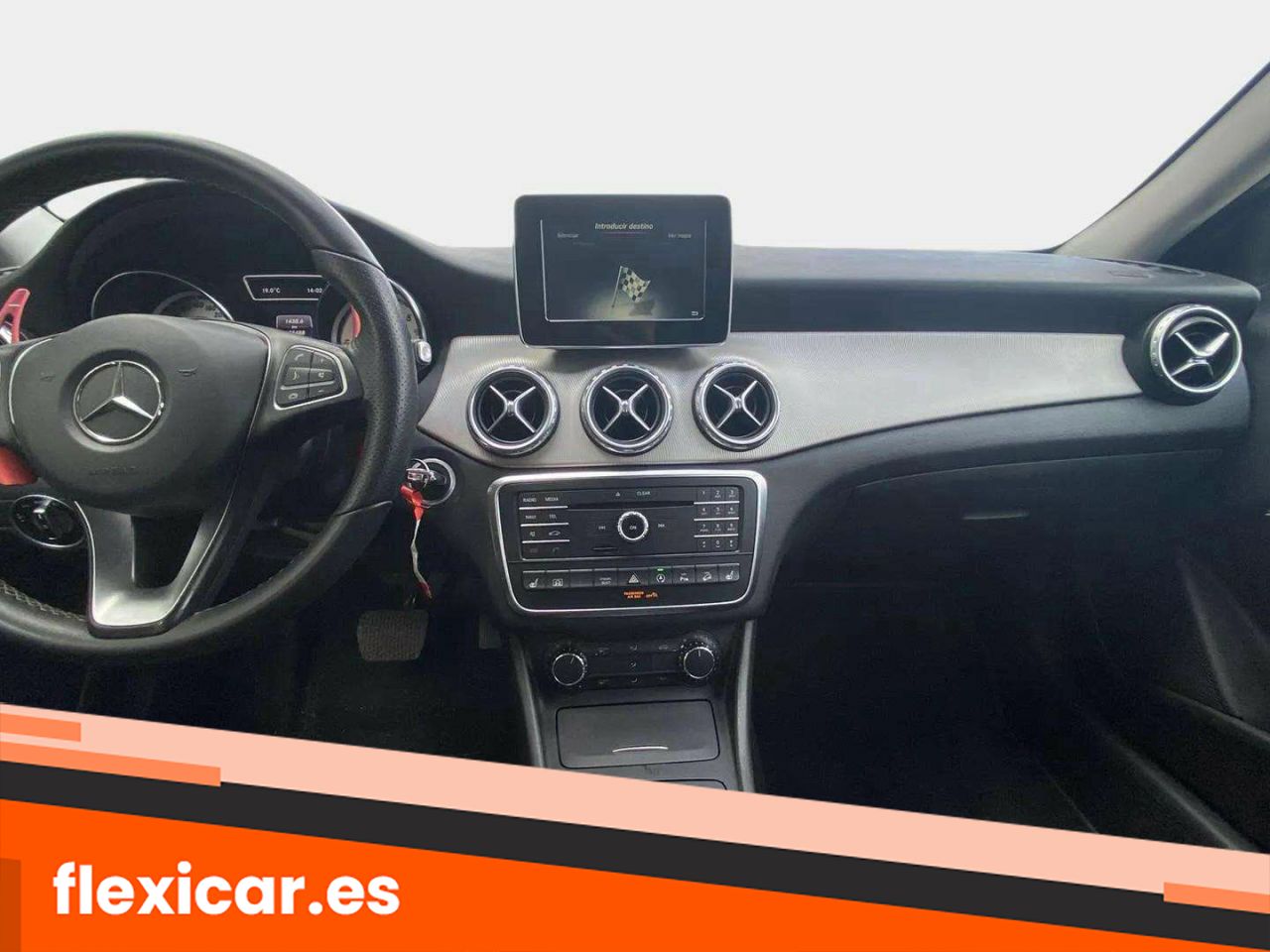 Foto Mercedes-Benz Clase GLA 14