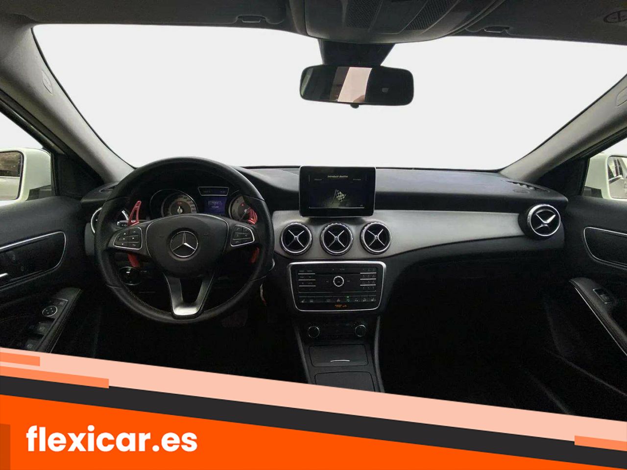 Foto Mercedes-Benz Clase GLA 15