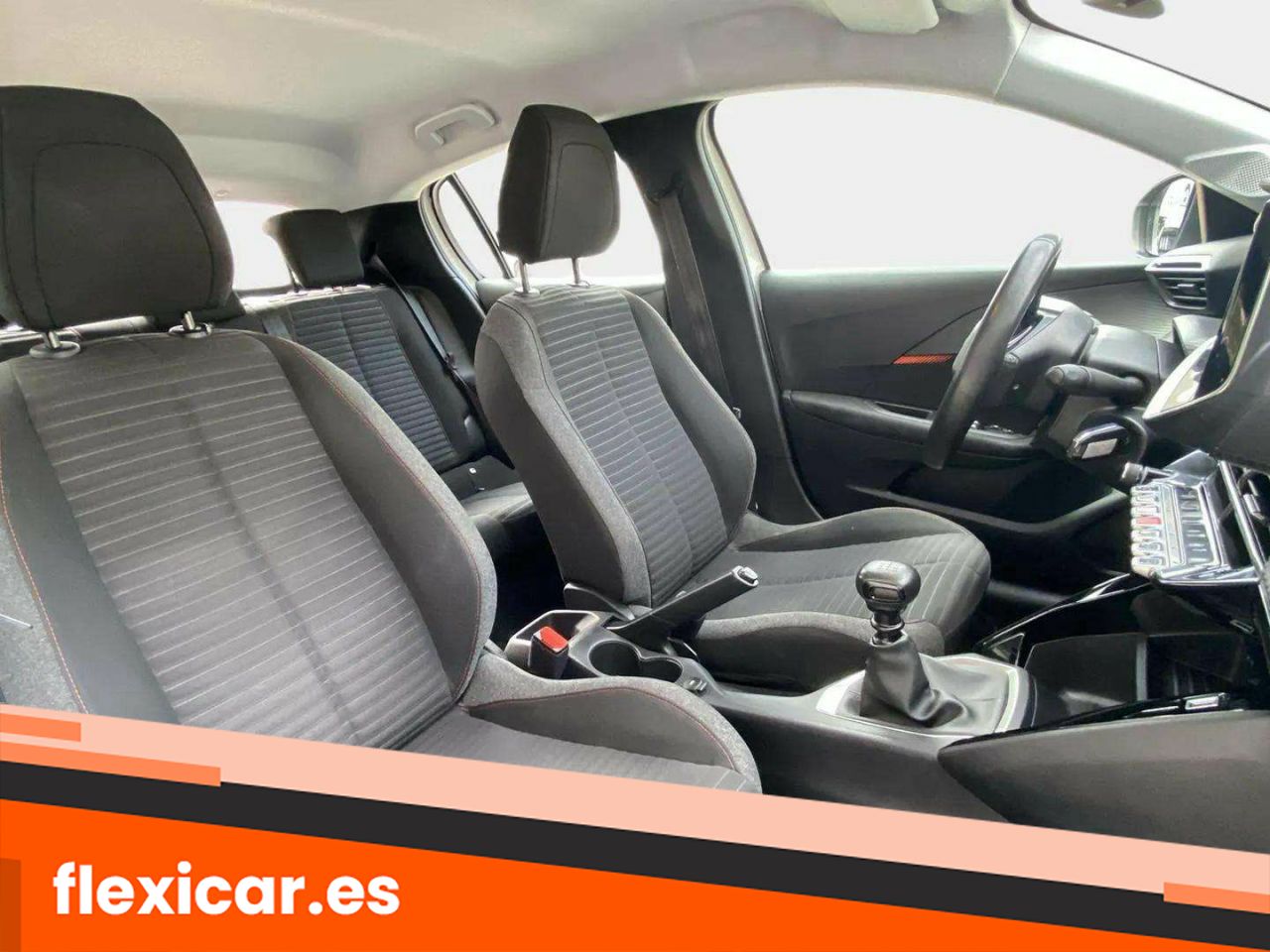 Foto Peugeot 208 15