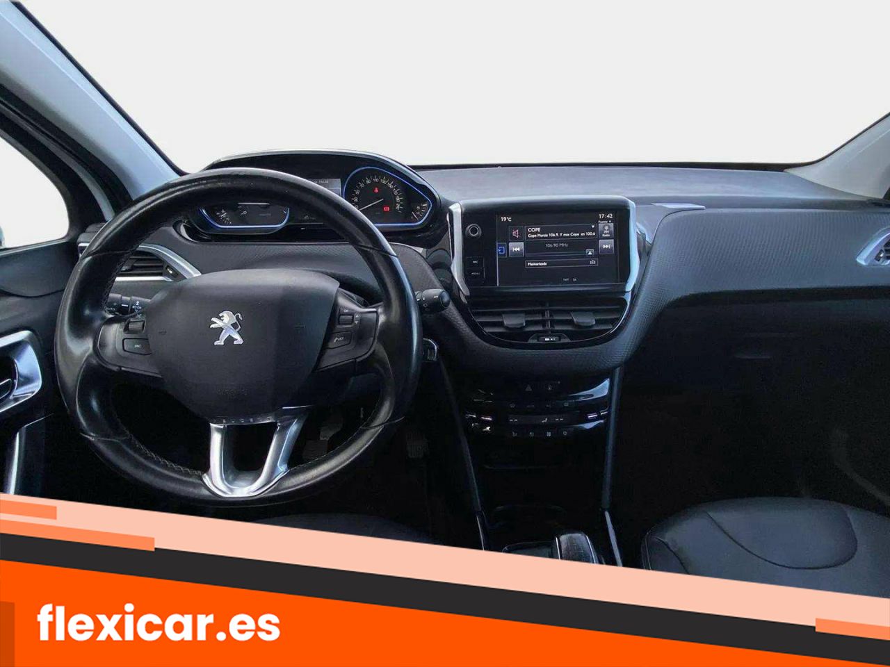 Foto Peugeot 2008 9