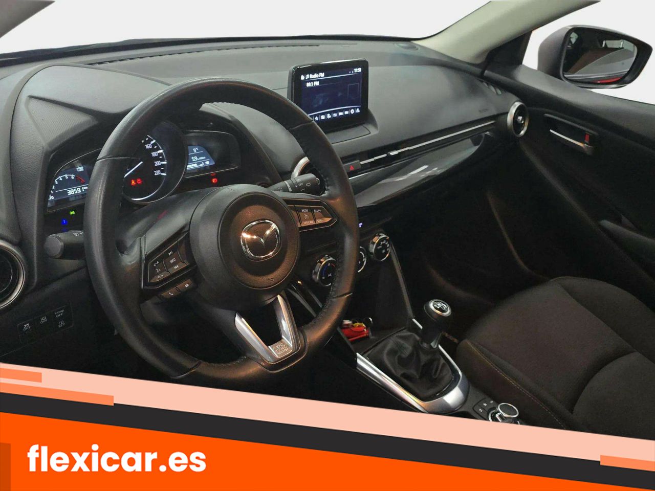 Foto Mazda Mazda2 8