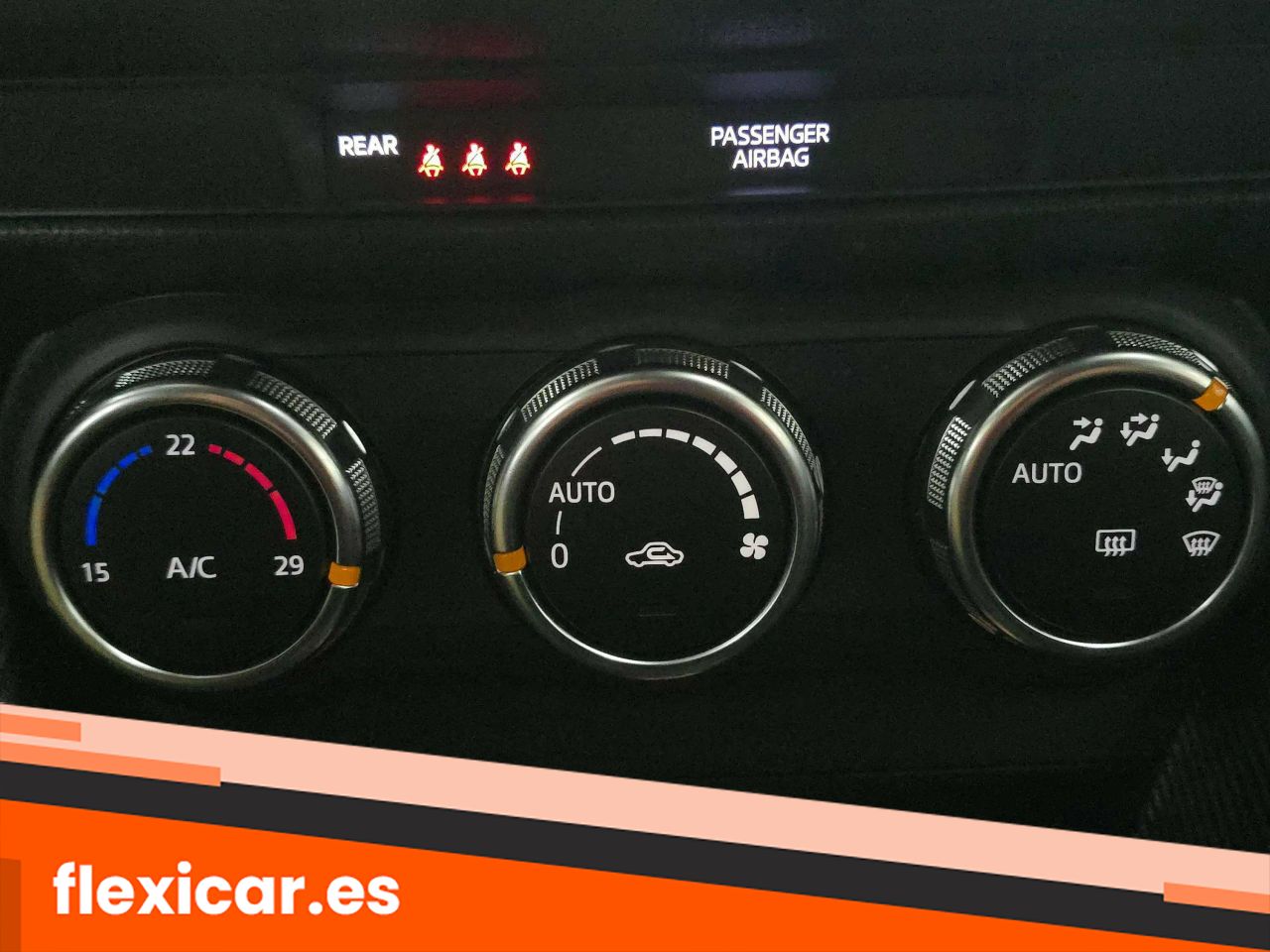 Foto Mazda Mazda2 10