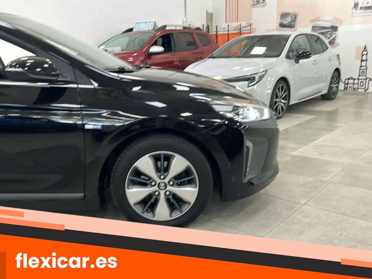 Foto Hyundai IONIQ 10