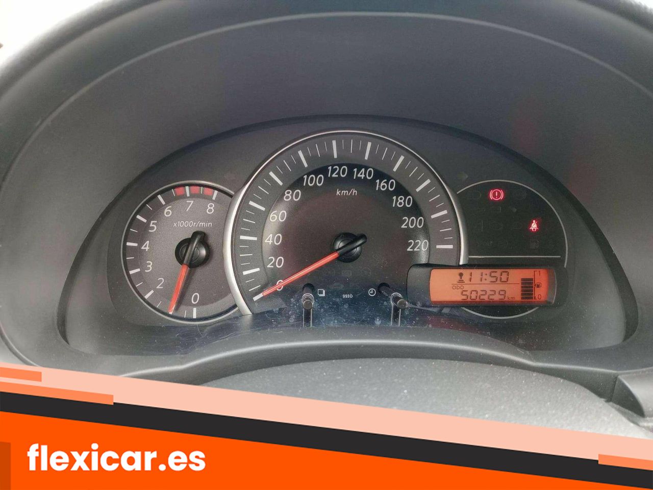 Foto Nissan Micra 10