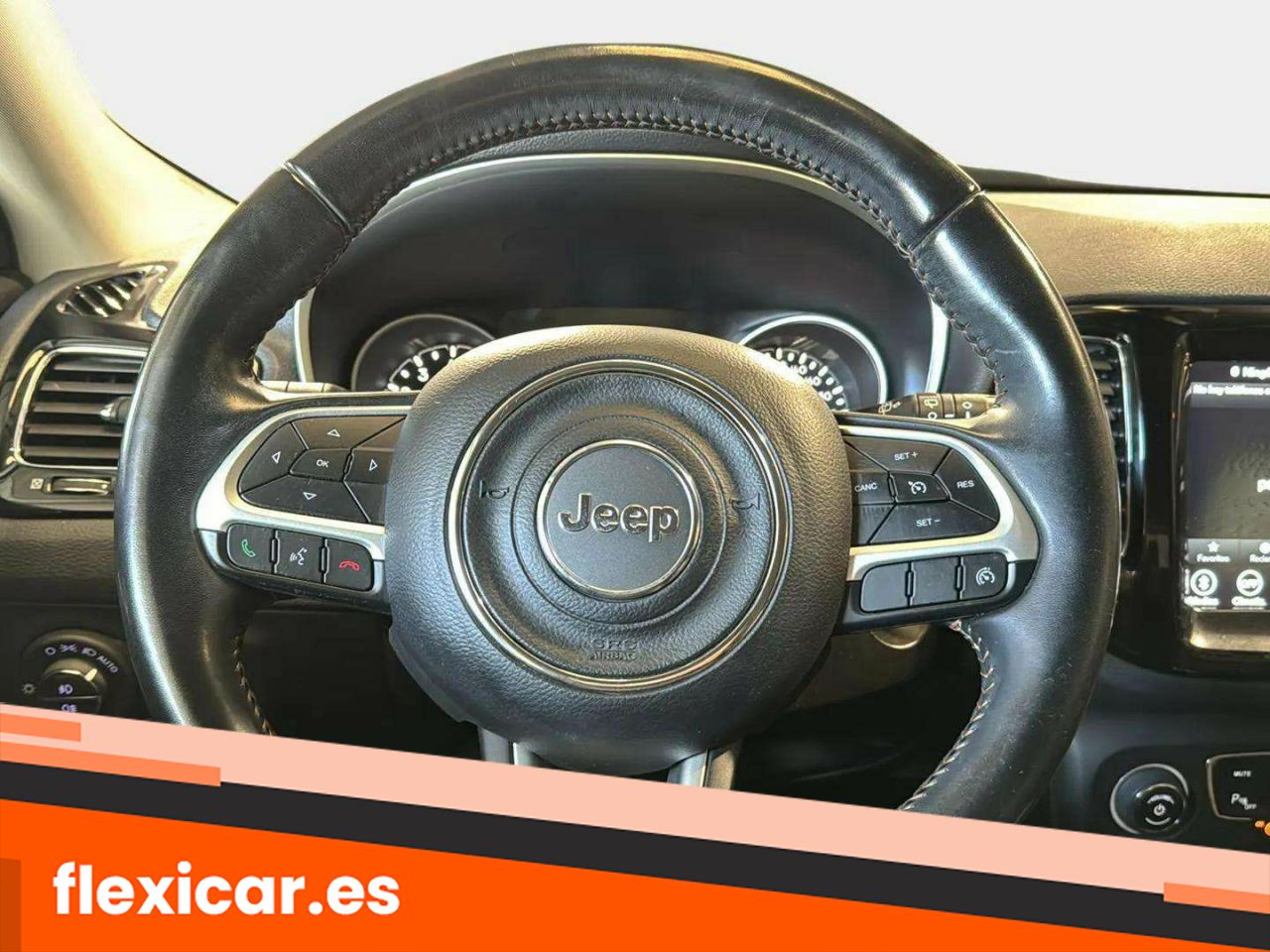 Foto Jeep Compass 12